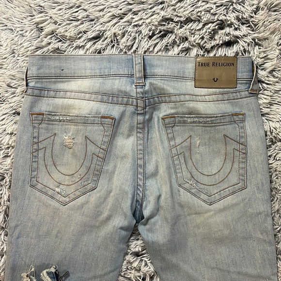 Gently worn Light Wash Distressed True Religion Finn Slim Tapered Jeans size 32 - Picture 9 of 12